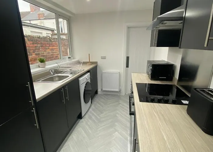 Contractor 4 Bed 度假居